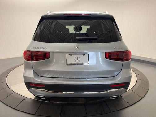 2026 Mercedes-Benz GLB 250 4MATIC