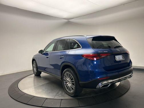 2026 Mercedes-Benz GLC 300 4MATIC