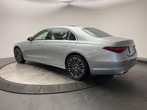 2024 Mercedes-Benz S-Class 
