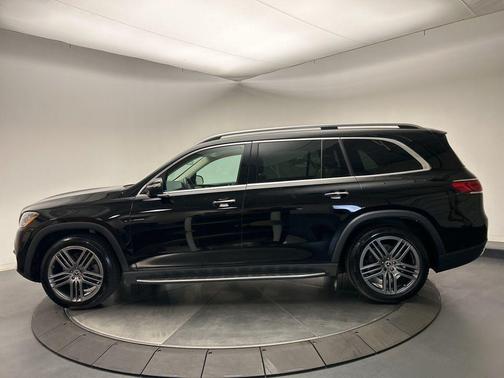 2023 Mercedes-Benz GLS 450 4MATIC
