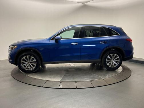 2025 Mercedes-Benz GLC 300 4MATIC