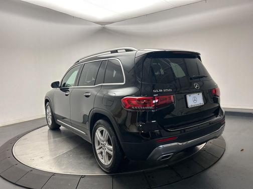 2023 Mercedes-Benz GLB 250 4MATIC