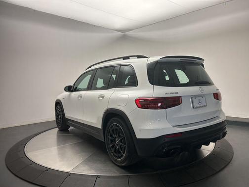 2026 Mercedes-Benz AMG GLB 35 4MATIC