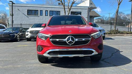 2025 Mercedes-Benz GLC 300 4MATIC