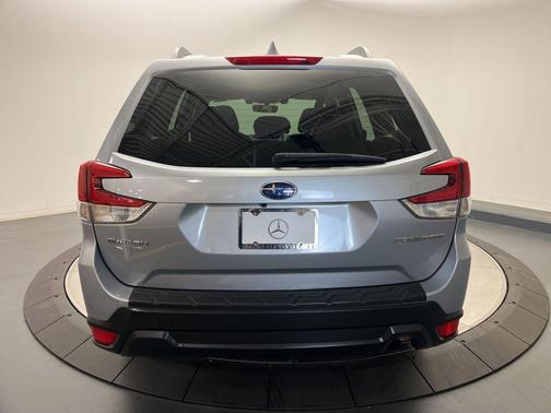 2020 Subaru Forester Base