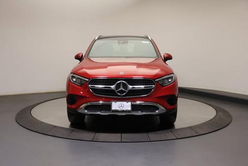 MANUFAKTUR Patagonia Red Metallic 2026 Mercedes-Benz GLC 300