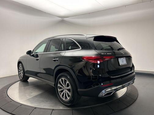 2025 Mercedes-Benz GLC 300 4MATIC
