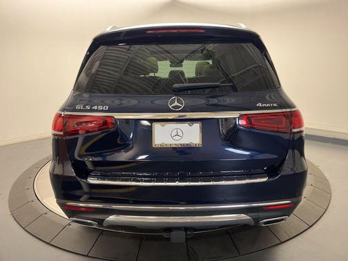 2022 Mercedes-Benz GLS 450 4MATIC