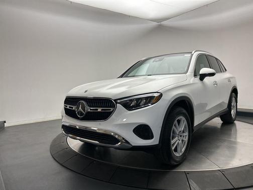 2026 Mercedes-Benz GLC 300 4MATIC
