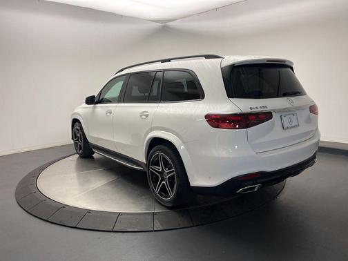 2026 Mercedes-Benz GLS 450 4MATIC