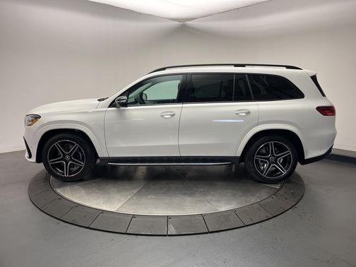 2026 Mercedes-Benz GLS 450 4MATIC