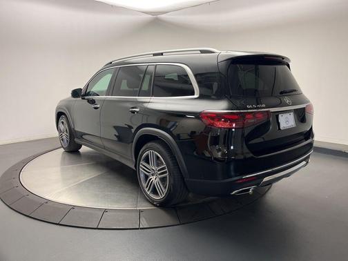 2026 Mercedes-Benz GLS 450 4MATIC