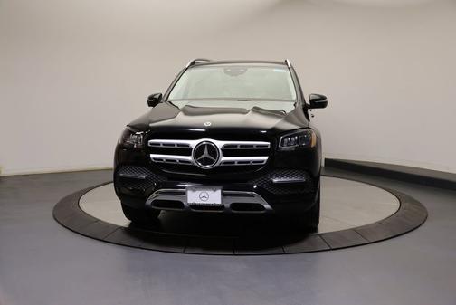 Black 2022 Mercedes-Benz GLS 450