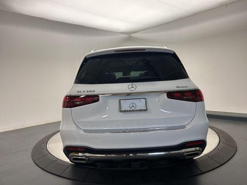 2026 Mercedes-Benz GLS 580 4MATIC