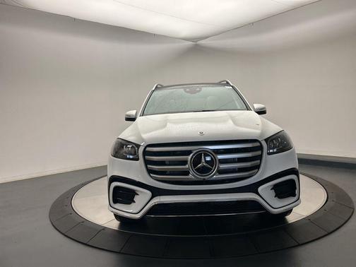 2026 Mercedes-Benz GLS 580 4MATIC