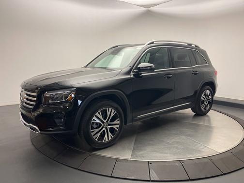 Night Black 2026 Mercedes-Benz GLB 250 4MATIC