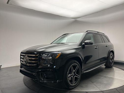 2026 Mercedes-Benz GLS 450 4MATIC