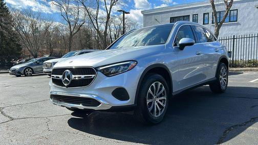 2025 Mercedes-Benz GLC 300 4MATIC