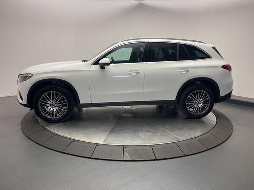 2026 Mercedes-Benz GLC 300 4MATIC