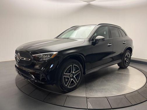 2026 Mercedes-Benz GLC 300 4MATIC