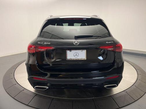 2026 Mercedes-Benz GLC 300 4MATIC