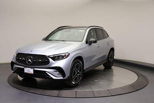 Cirrus Silver Metallic 2026 Mercedes-Benz GLC 300