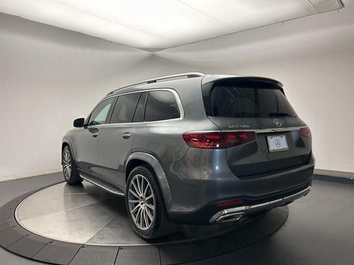 2026 Mercedes-Benz GLS 580 4MATIC