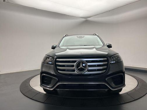 2026 Mercedes-Benz GLS 580 4MATIC