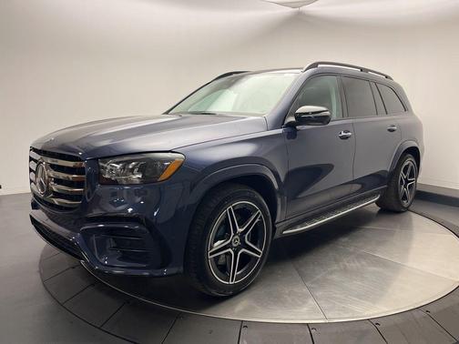 2026 Mercedes-Benz GLS 450 4MATIC