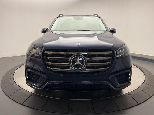 2026 Mercedes-Benz GLS 450 4MATIC