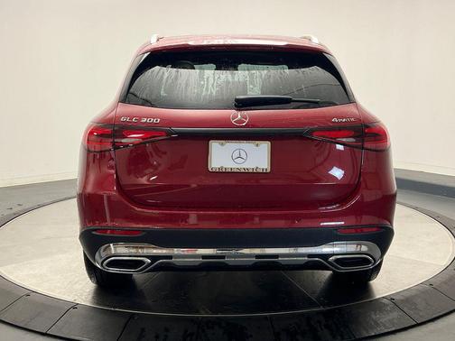 2025 Mercedes-Benz GLC 300 4MATIC