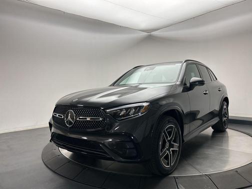 2026 Mercedes-Benz GLC 300 4MATIC