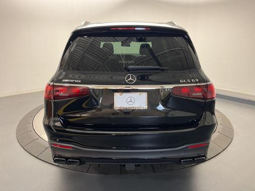 2026 Mercedes-Benz AMG GLS 63 Base