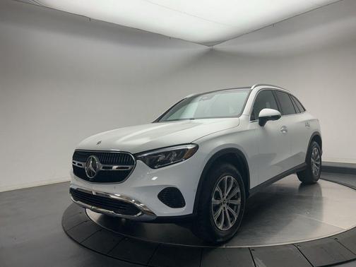 2026 Mercedes-Benz GLC 300 4MATIC