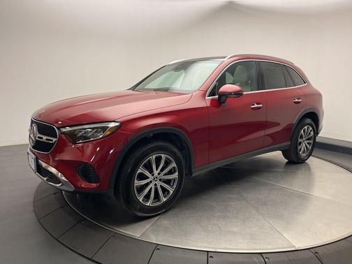 2025 Mercedes-Benz GLC 300 4MATIC