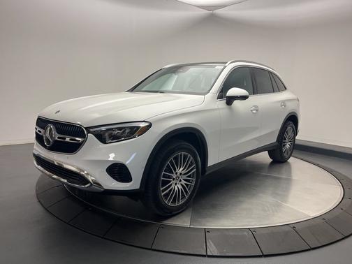 Polar White 2026 Mercedes-Benz GLC 300 4MATIC