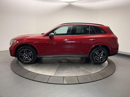 2026 Mercedes-Benz GLC 300 4MATIC