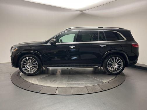2026 Mercedes-Benz GLS 580 4MATIC
