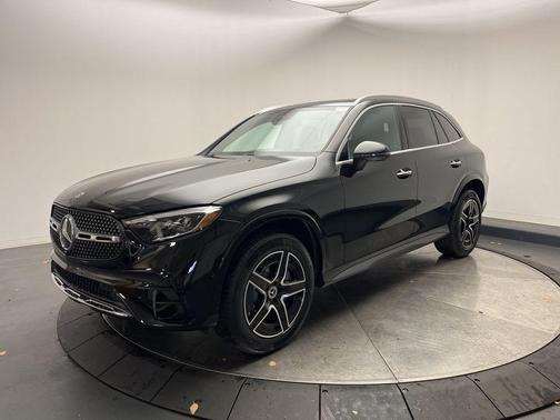 2026 Mercedes-Benz GLC 300 4MATIC