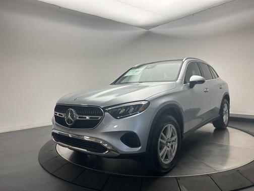 2026 Mercedes-Benz GLC 300 4MATIC