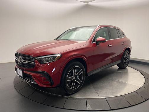 2025 Mercedes-Benz GLC 300 4MATIC