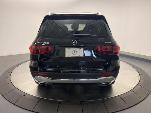 2026 Mercedes-Benz GLB 250 4MATIC