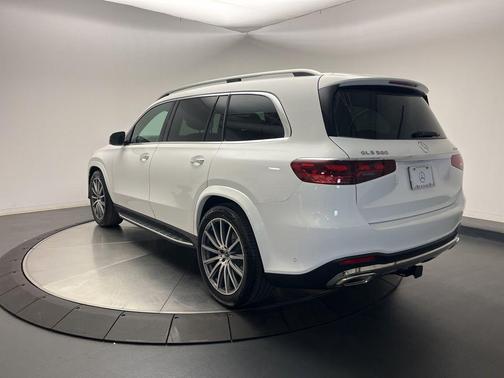 2026 Mercedes-Benz GLS 580 4MATIC