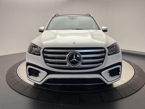 2026 Mercedes-Benz GLS 580 4MATIC
