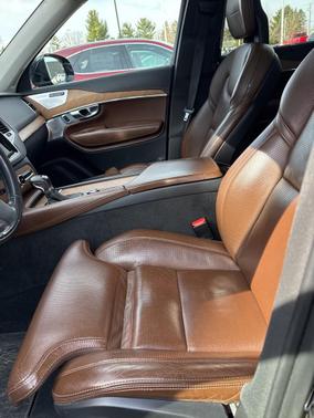 2018 Volvo XC90 T6 Inscription