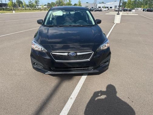 Crystal Black Silica 2017 Subaru Impreza 2.0i