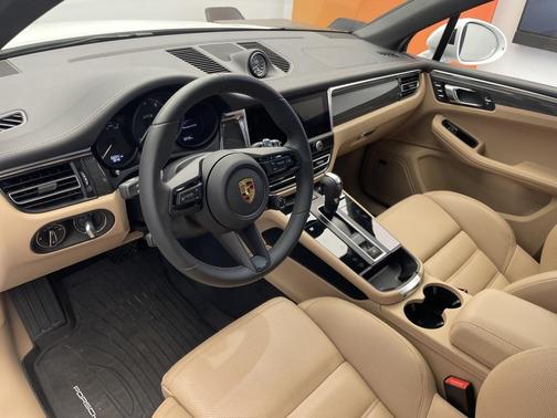 2023 Porsche Macan GTS