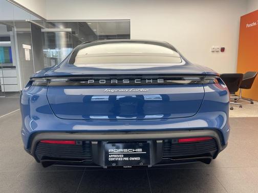 2024 Porsche Taycan Turbo