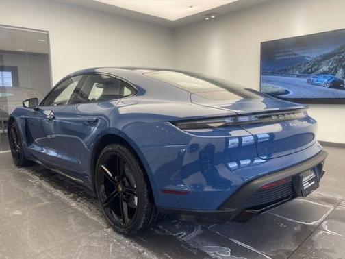 2024 Porsche Taycan Turbo