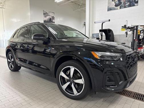 2023 Audi Q5 45 S line Prestige